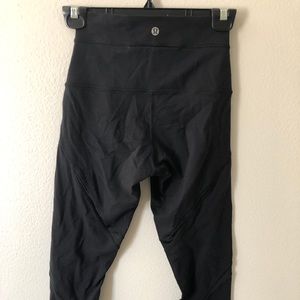 Lululemon cropped leggings